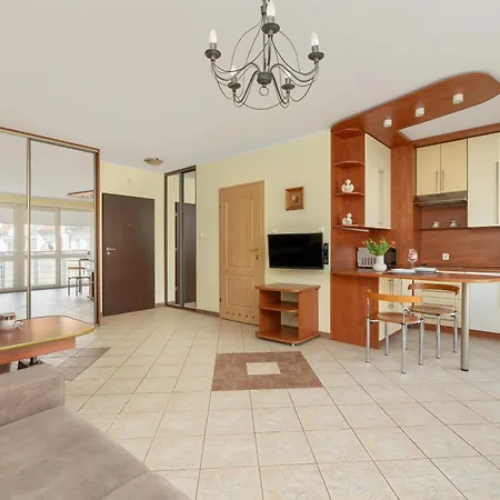 Jasny I Delikatny Apartament Sun Seasons 24 W Kolobrzegu By Noclegi Renters Apartment *