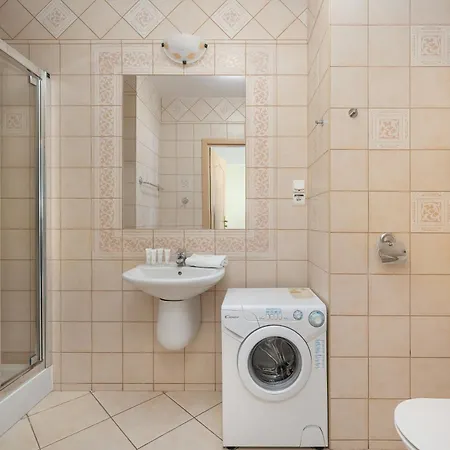 Jasny I Delikatny Apartament Sun Seasons 24 W Kolobrzegu By Noclegi Renters *