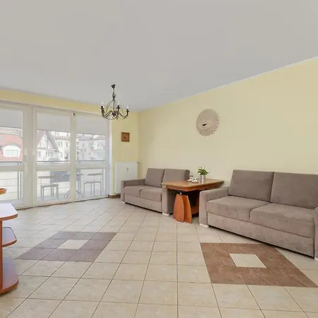 Jasny I Delikatny Apartament Sun Seasons 24 W Kolobrzegu By Noclegi Renters * Kolobrzeg