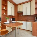 Apartman Jasny I Delikatny Sun Seasons 24 W Kolobrzegu By Renters *