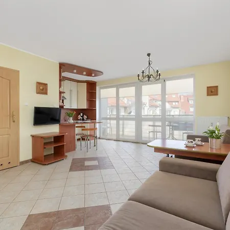 Jasny I Delikatny Sun Seasons 24 W Kolobrzegu By Renters Апартаменты