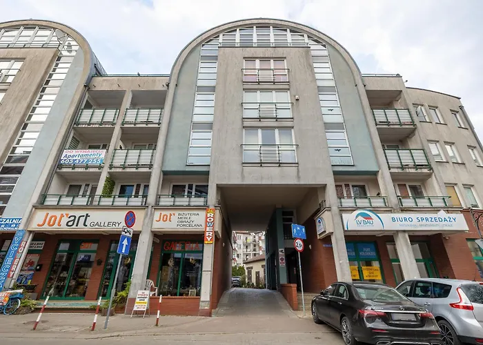 Jasny I Delikatny Sun Seasons 24 W Kolobrzegu By Renters * Kołobrzeg