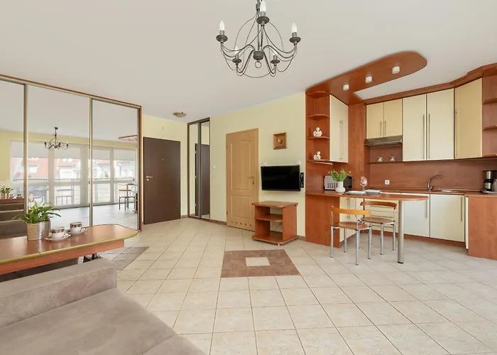 Jasny I Delikatny Sun Seasons 24 W Kolobrzegu By Renters Apartman *