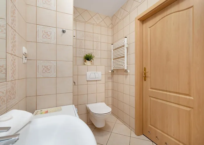 Jasny I Delikatny Sun Seasons 24 W Kolobrzegu By Renters Apartman Kołobrzeg